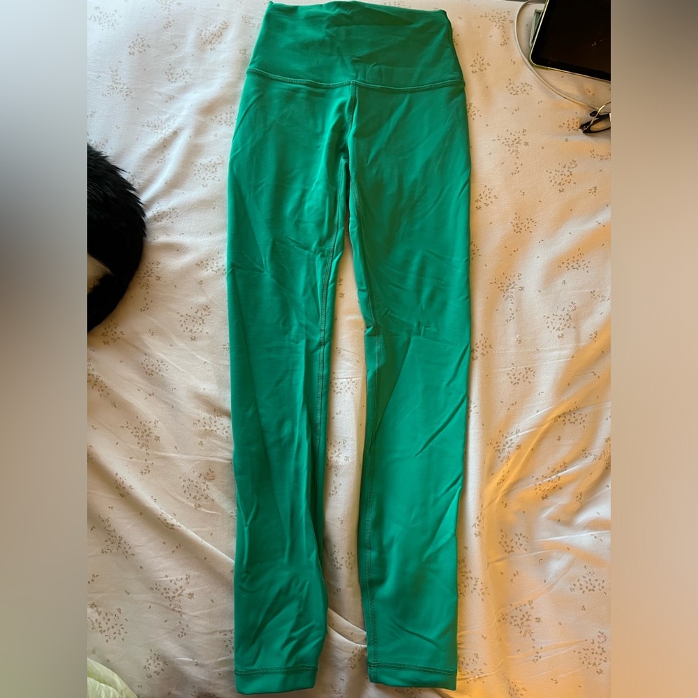 Lululemon Kelly Green Wunder Train Leggings